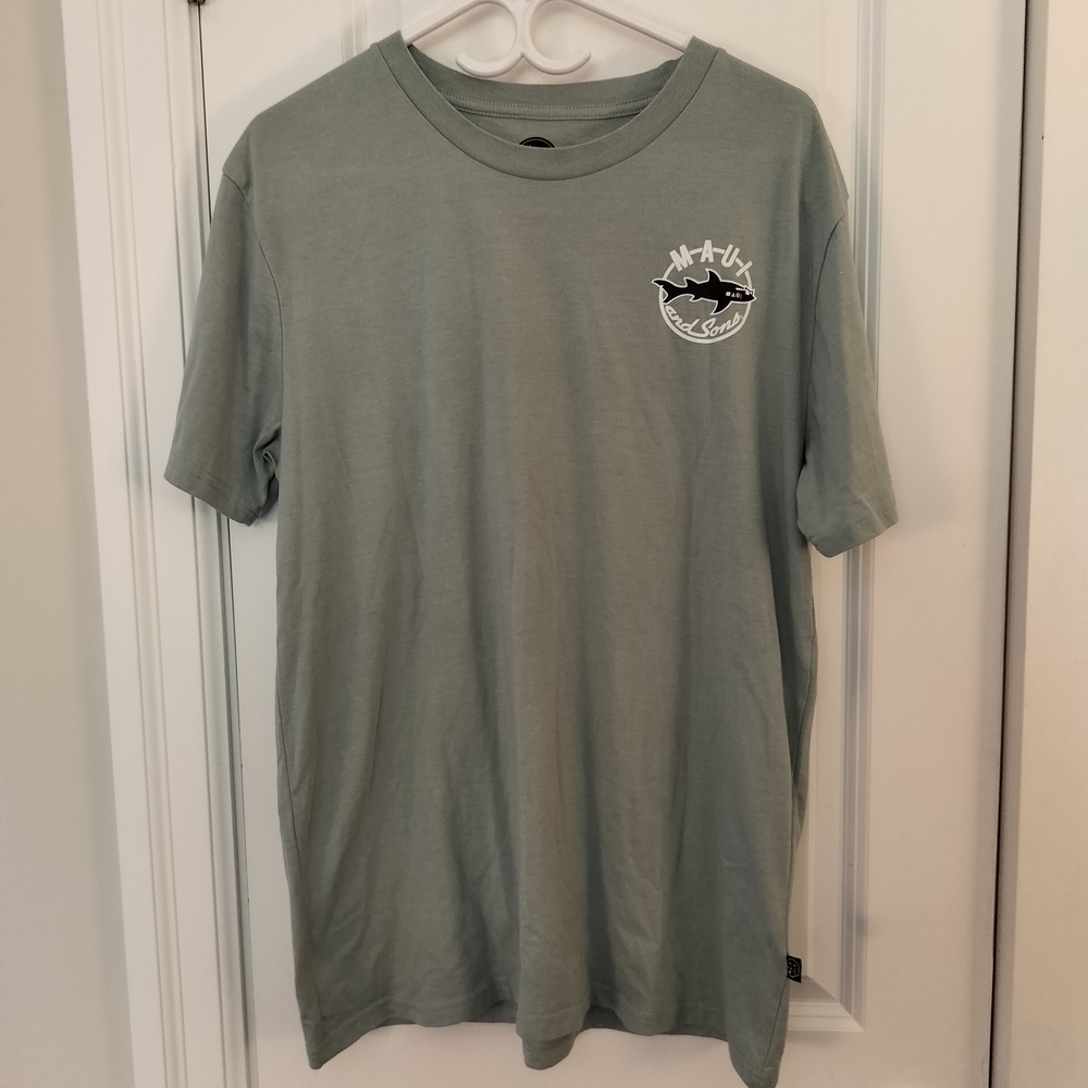 Maui and Sons Sage Green Short Sleeve Tee Size L